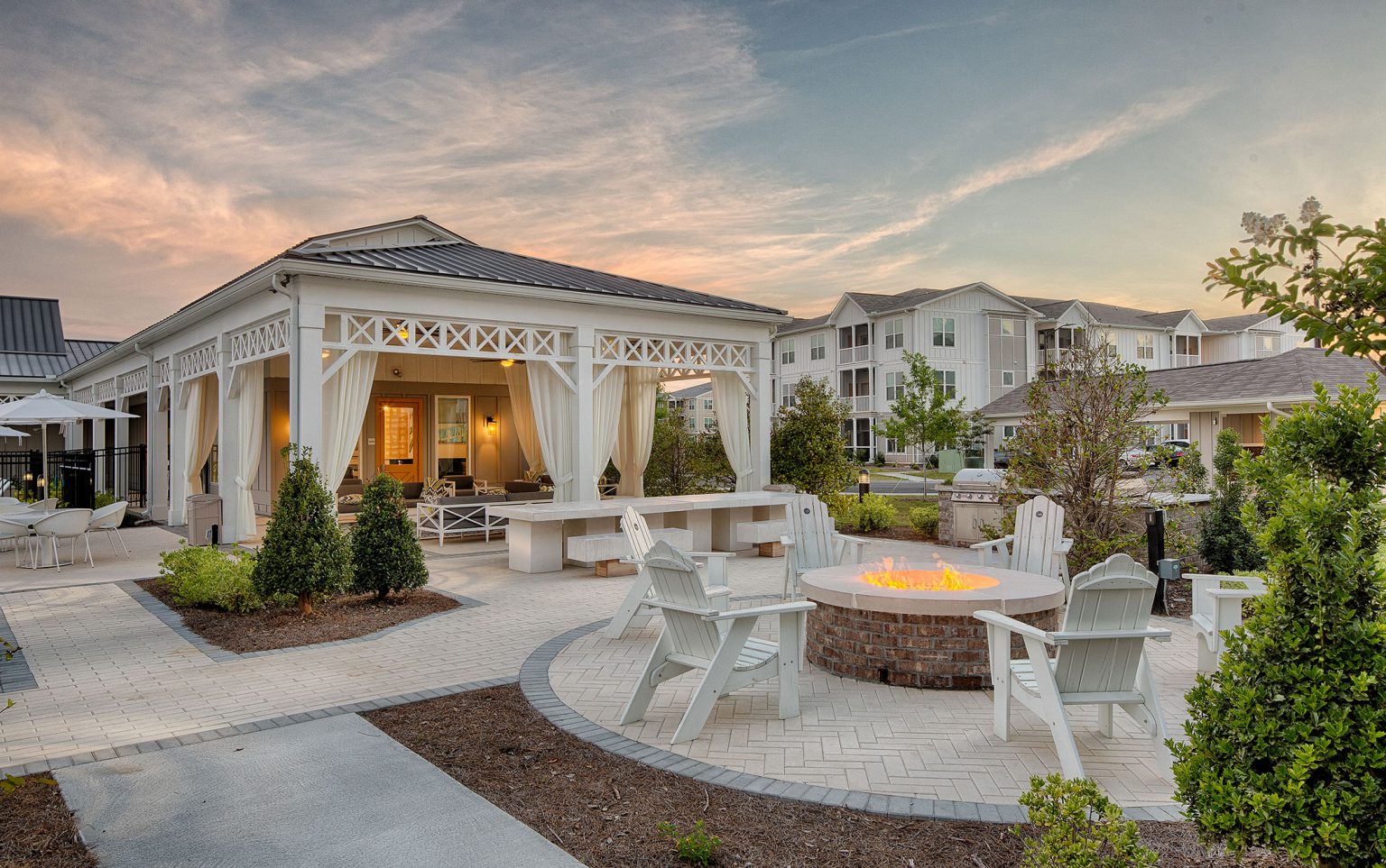 capital crest at godley station apartment homes